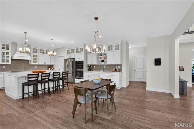 823 Silver Buck Lane, Chesterfield, MO 63005