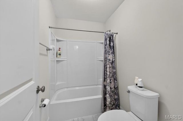 823 Silver Buck Lane, Chesterfield, MO 63005