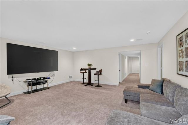 823 Silver Buck Lane, Chesterfield, MO 63005
