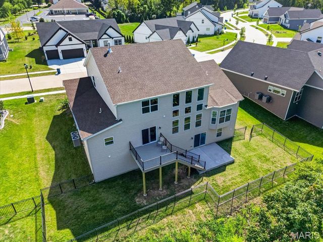 823 Silver Buck Lane, Chesterfield, MO 63005