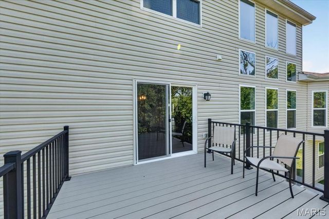 823 Silver Buck Lane, Chesterfield, MO 63005