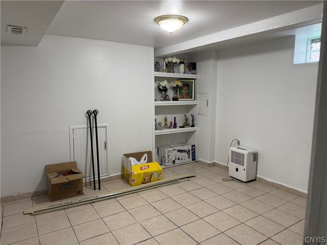 609 Demong Drive, Syracuse, NY 13214