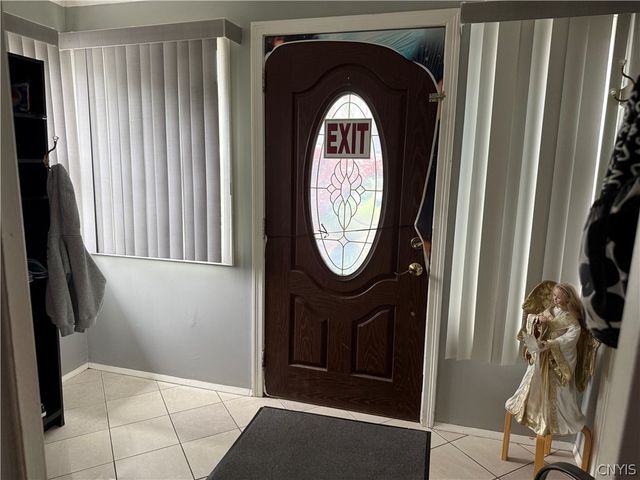 609 Demong Drive, Syracuse, NY 13214