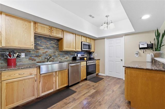 12632 Elkhorn Road, Rayville, MO 64084