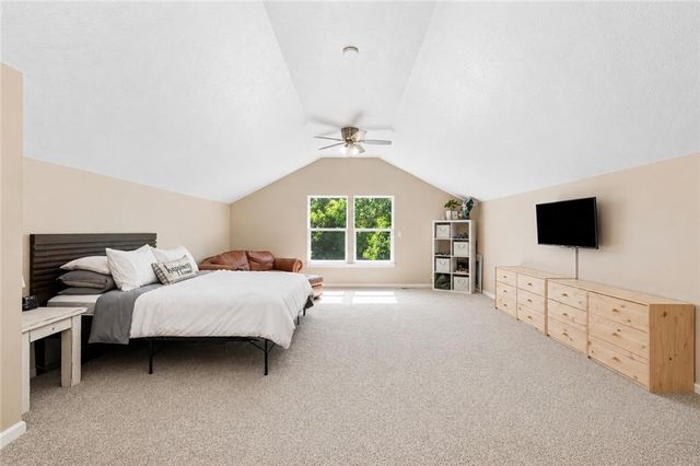 12632 Elkhorn Road, Rayville, MO 64084