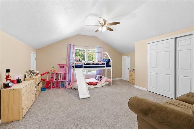 12632 Elkhorn Road, Rayville, MO 64084
