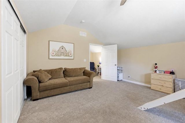 12632 Elkhorn Road, Rayville, MO 64084