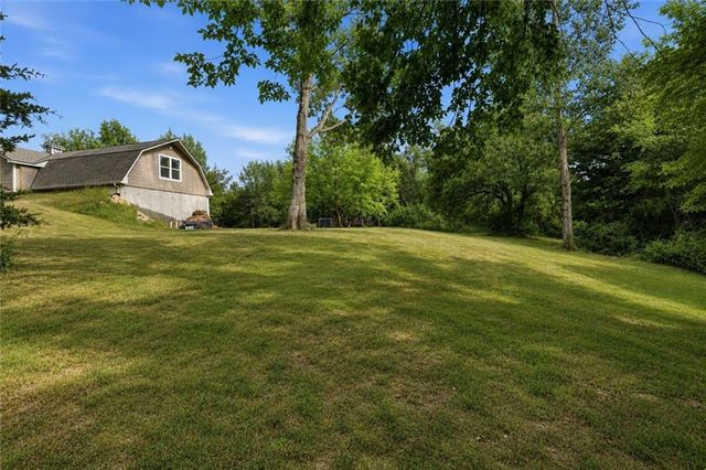 12632 Elkhorn Road, Rayville, MO 64084