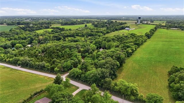 12632 Elkhorn Road, Rayville, MO 64084