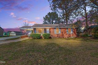 1020 S Pollock Street, Selma, NC 27576