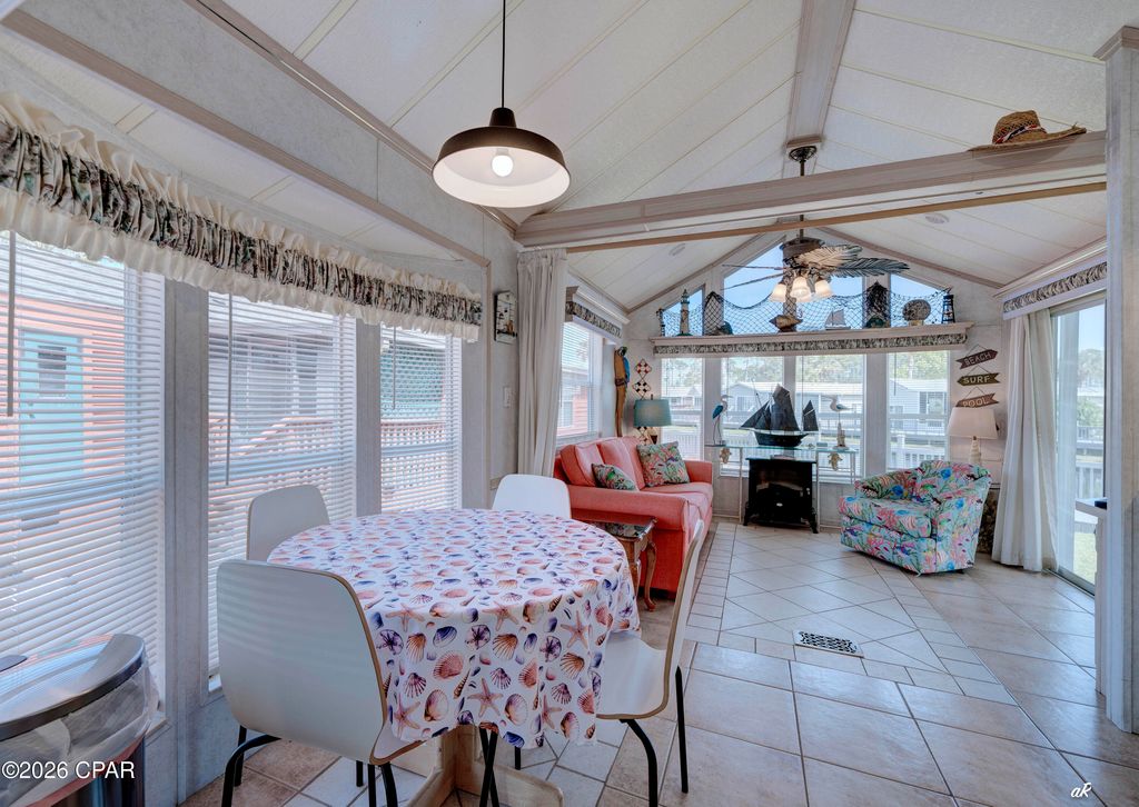 Image 17 of property listing at 1219 Thomas Drive 73, Panama City Beach, FL 32408