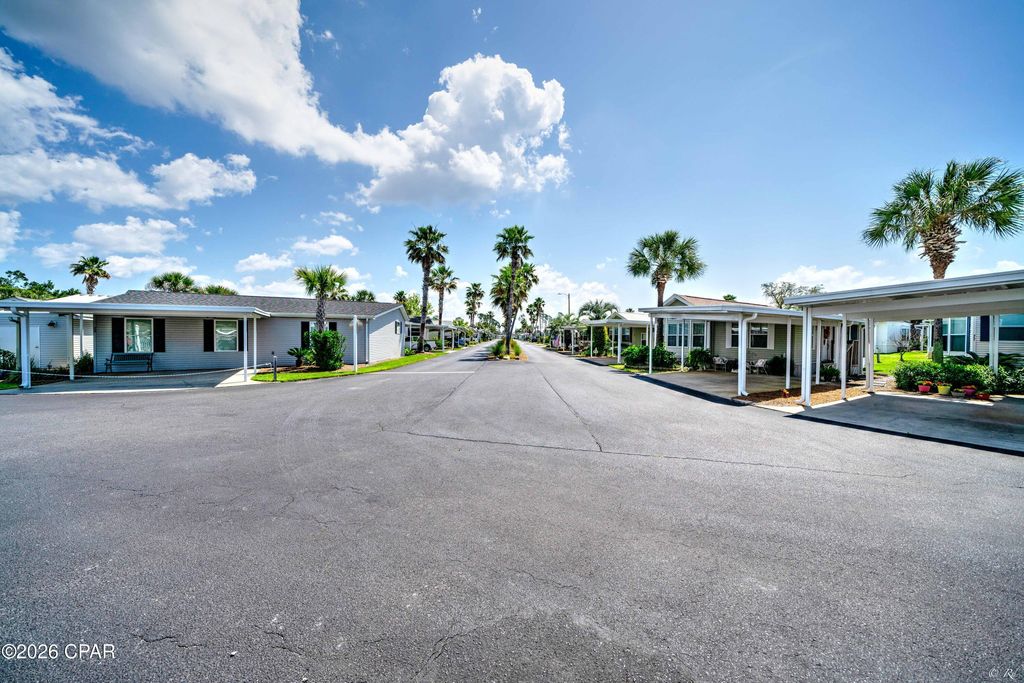 Image 44 of property listing at 1219 Thomas Drive 73, Panama City Beach, FL 32408
