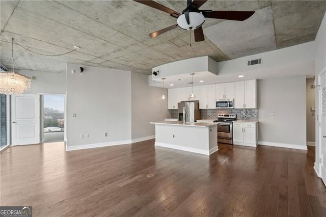 44 Peachtree Place NW 1523, Atlanta, GA 30309