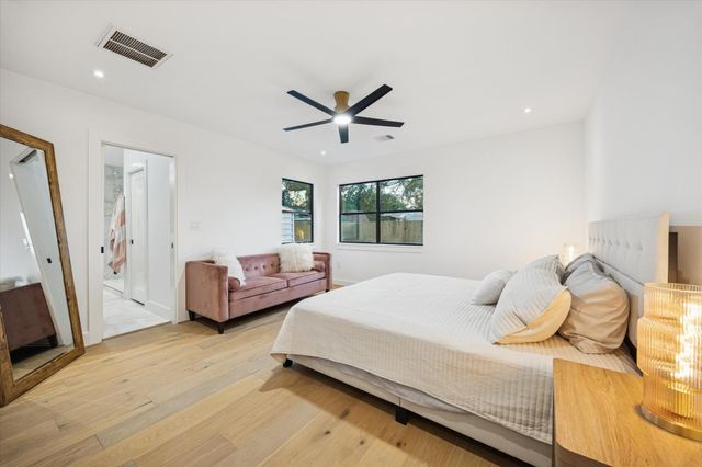 1611 Ridgehaven DR, Austin, TX 78723