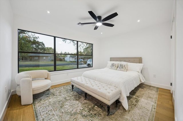 1611 Ridgehaven DR, Austin, TX 78723