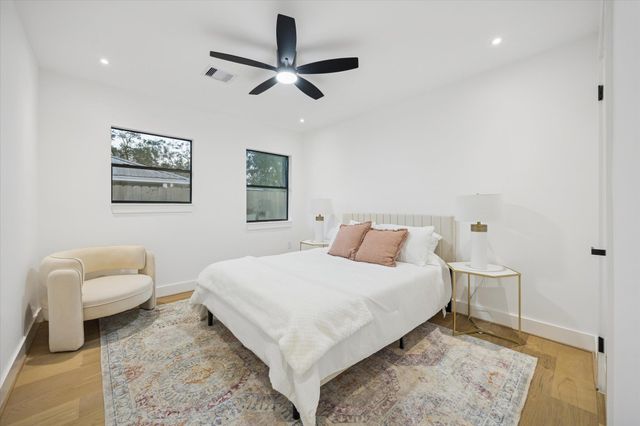 1611 Ridgehaven DR, Austin, TX 78723