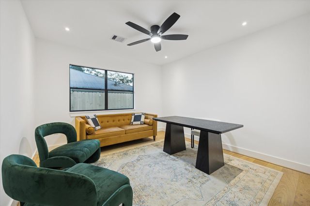 1611 Ridgehaven DR, Austin, TX 78723