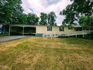 222 Warren Drive, Big Stone Gap, VA 24219