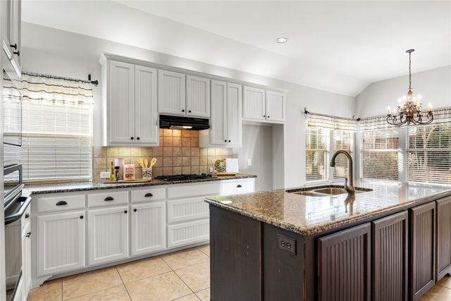 609 Mayberry Drive, Mckinney, TX 75071