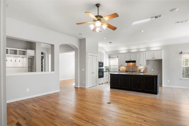 609 Mayberry Drive, Mckinney, TX 75071