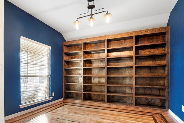 609 Mayberry Drive, Mckinney, TX 75071