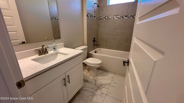 607 Clearwater Avenue, Satellite Beach, FL 32937