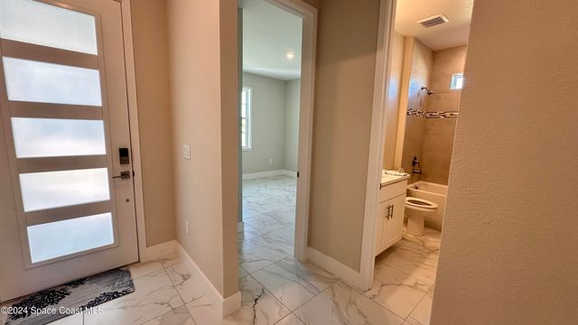 607 Clearwater Avenue, Satellite Beach, FL 32937