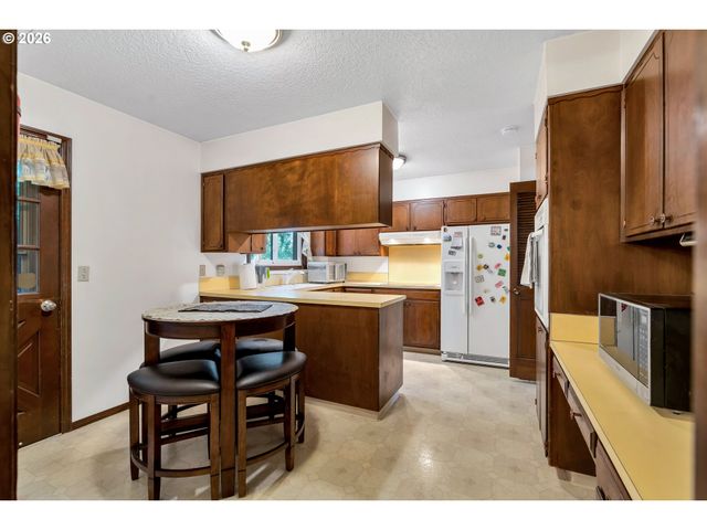 3909 Ne 135TH Ave, Portland, OR 97230