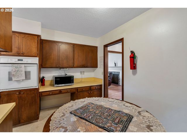 3909 Ne 135TH Ave, Portland, OR 97230