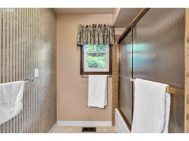 3909 Ne 135TH Ave, Portland, OR 97230