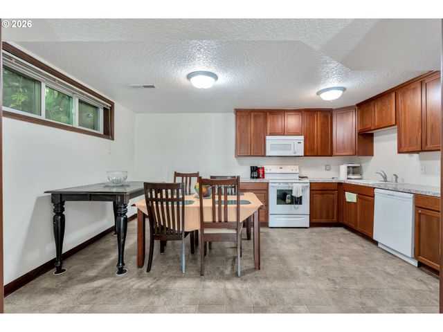 3909 Ne 135TH Ave, Portland, OR 97230