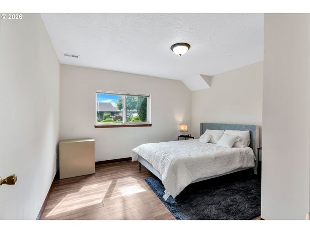 3909 Ne 135TH Ave, Portland, OR 97230