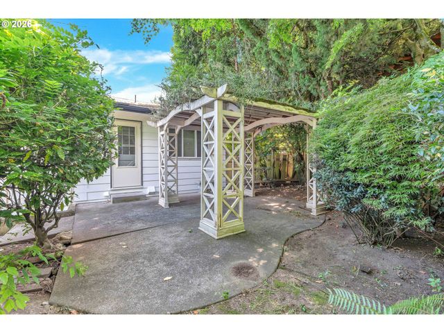 3909 Ne 135TH Ave, Portland, OR 97230