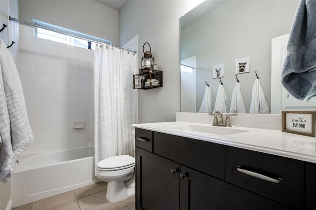 2221 Van Clark Way, Aubrey, TX 76227