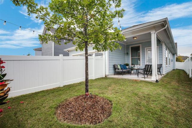 2221 Van Clark Way, Aubrey, TX 76227