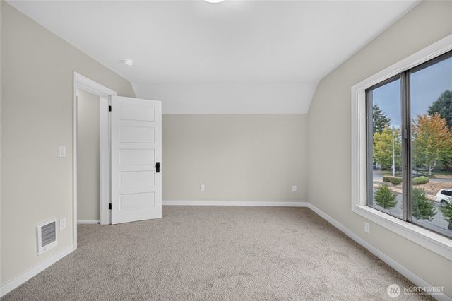 1412 N Steele Street, Tacoma, WA 98406