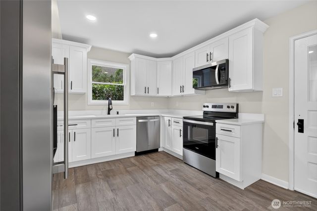 1412 N Steele Street, Tacoma, WA 98406