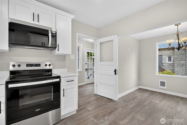 1412 N Steele Street, Tacoma, WA 98406