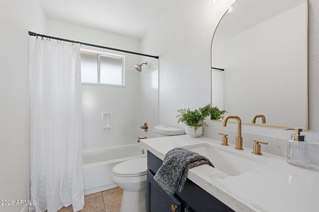 18015 N 45TH Avenue, Glendale, AZ 85308