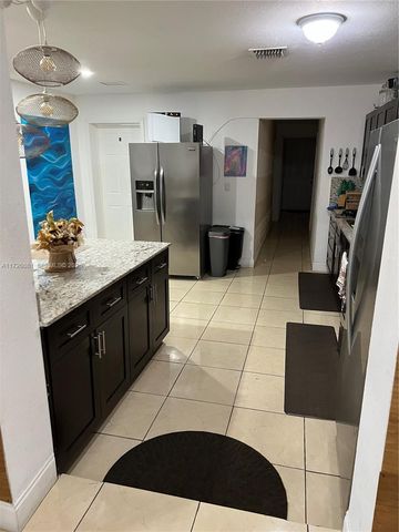 720 NW 30th Avenue, Miami, FL 33125