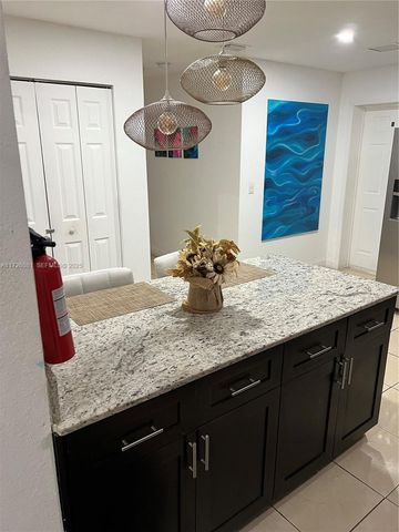 720 NW 30th Avenue, Miami, FL 33125