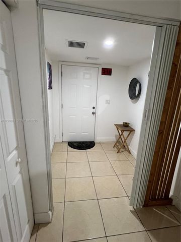 720 NW 30th Avenue, Miami, FL 33125