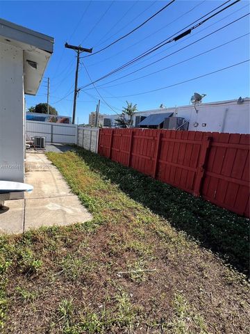 720 NW 30th Avenue, Miami, FL 33125