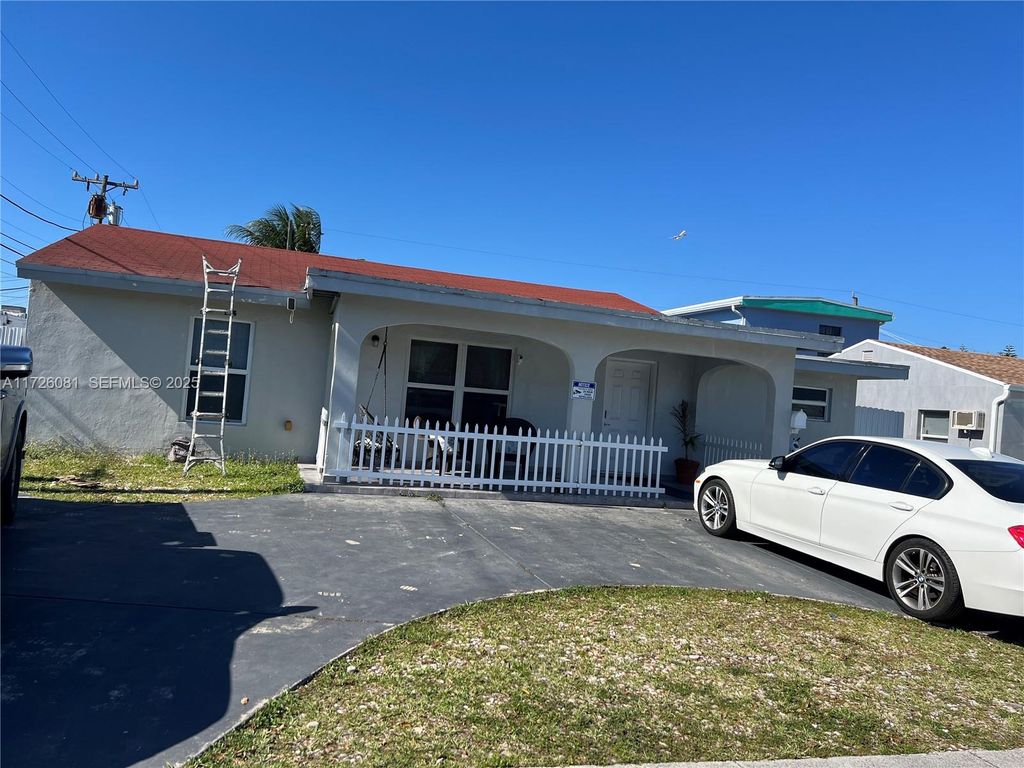 720 NW 30th Avenue, Miami, FL 33125