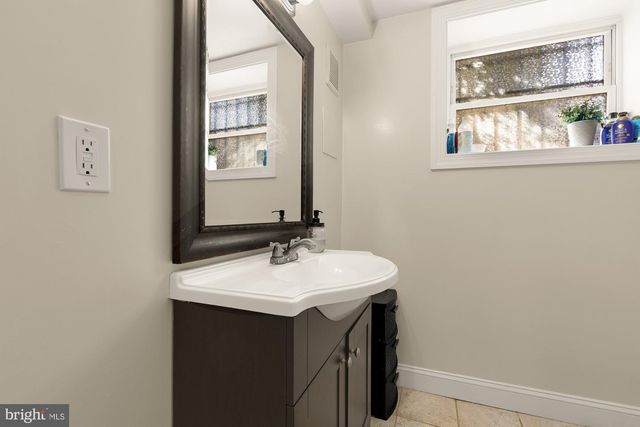 1409 DECATUR ST NW, Washington, DC 20011
