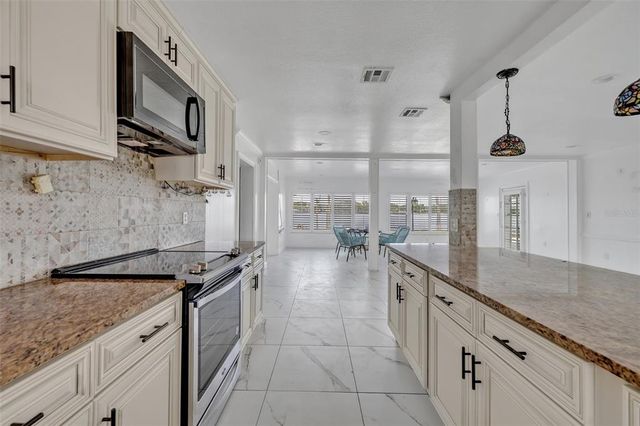 7420 LAKE WILLIS DRIVE, Orlando, FL 32821