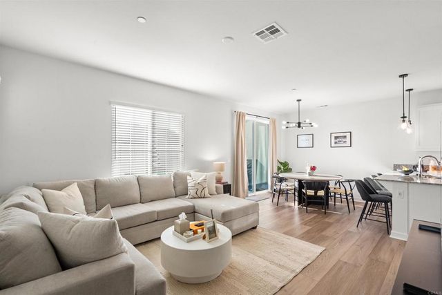 35190 Blossom Place, Fallbrook, CA 92028