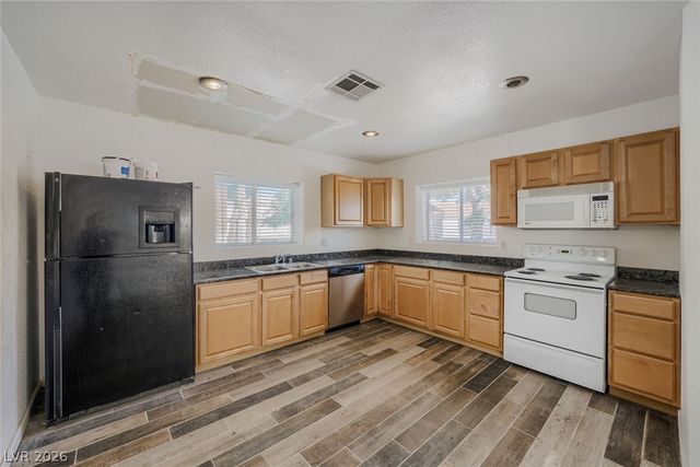 3620 Pama Lane, Las Vegas, NV 89120