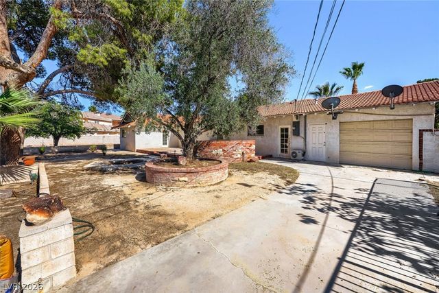 3620 Pama Lane, Las Vegas, NV 89120