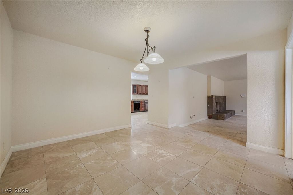 Image 26 of property listing at 3620 Pama Lane, Las Vegas, NV 89120